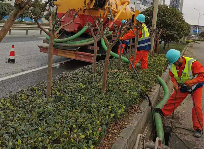 五寨市政管道清淤